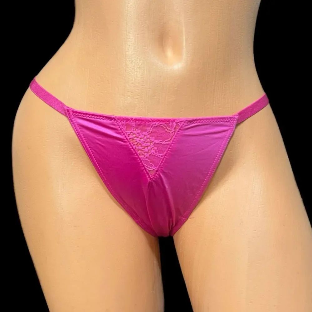 Victorias Secret Very Sexy Sheer Chantilly Lace String Cheekini panty pink S